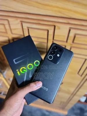 iQOO Z10x 128 GB Black