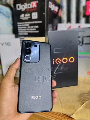 iQOO Z10x 128 GB Black