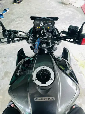 Hero Xtreme 125R 2025 Black