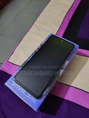 Tecno Spark 30 Pro 256 GB White