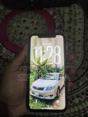 Apple iPhone 11 64 GB Red