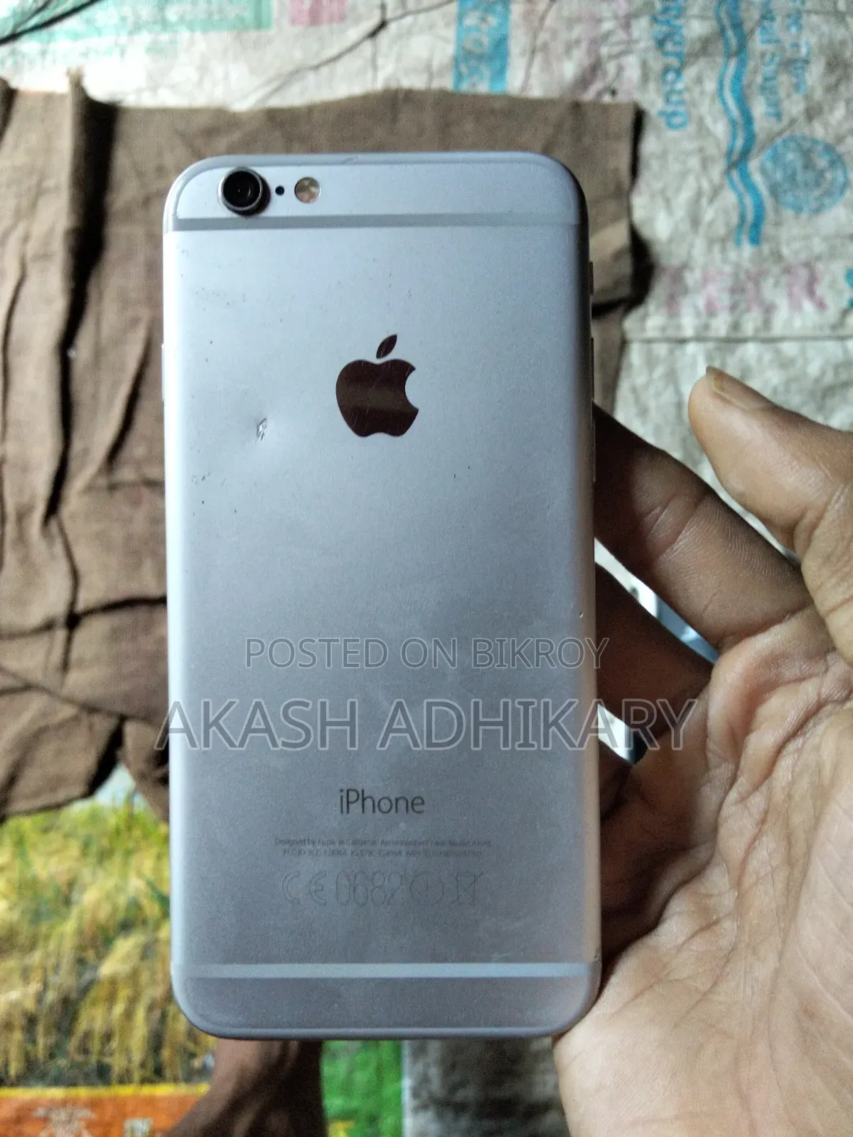 Apple iPhone 6s 64 GB White
