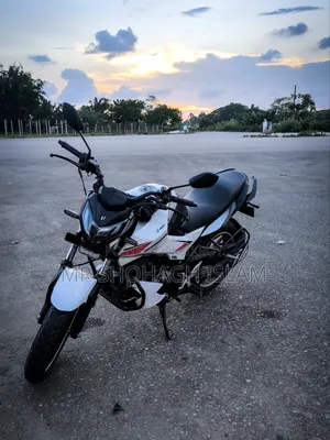 Hero Thriller 160R Refresh 2021 White