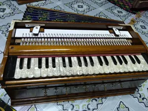 ৪২ ঘাটের অরগ্যান হারমোনিয়াম