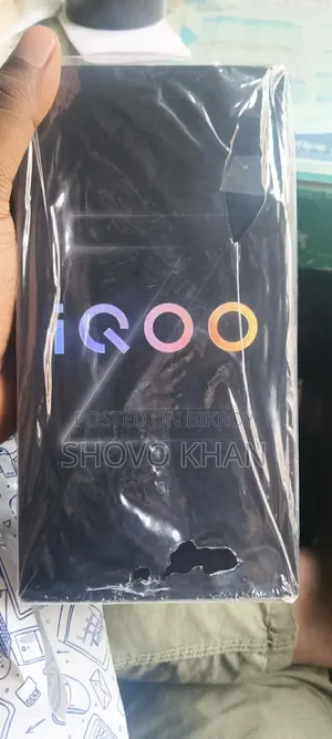 iQOO Z10x 128 GB Black