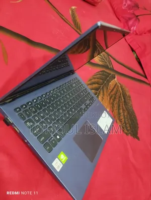 New Laptop Asus Vivobook 15 256GB Intel Core i5 SSHD+SSD 750GB