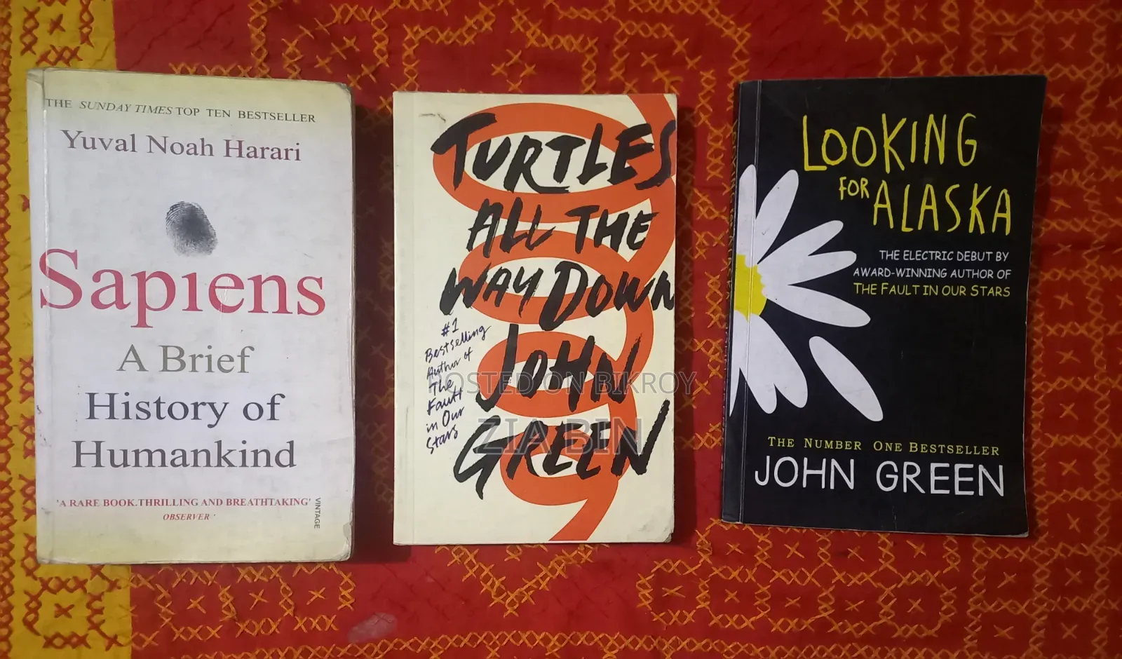 3 Bestselling English Novels NonFiction Books | John Green Sapiens