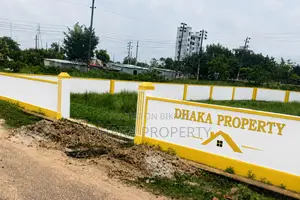 সেক্টর-১৫/ডি-তে ৩০ ফুট রাস্তা ৬ কাঠা লেক পশ্চিমমুখী