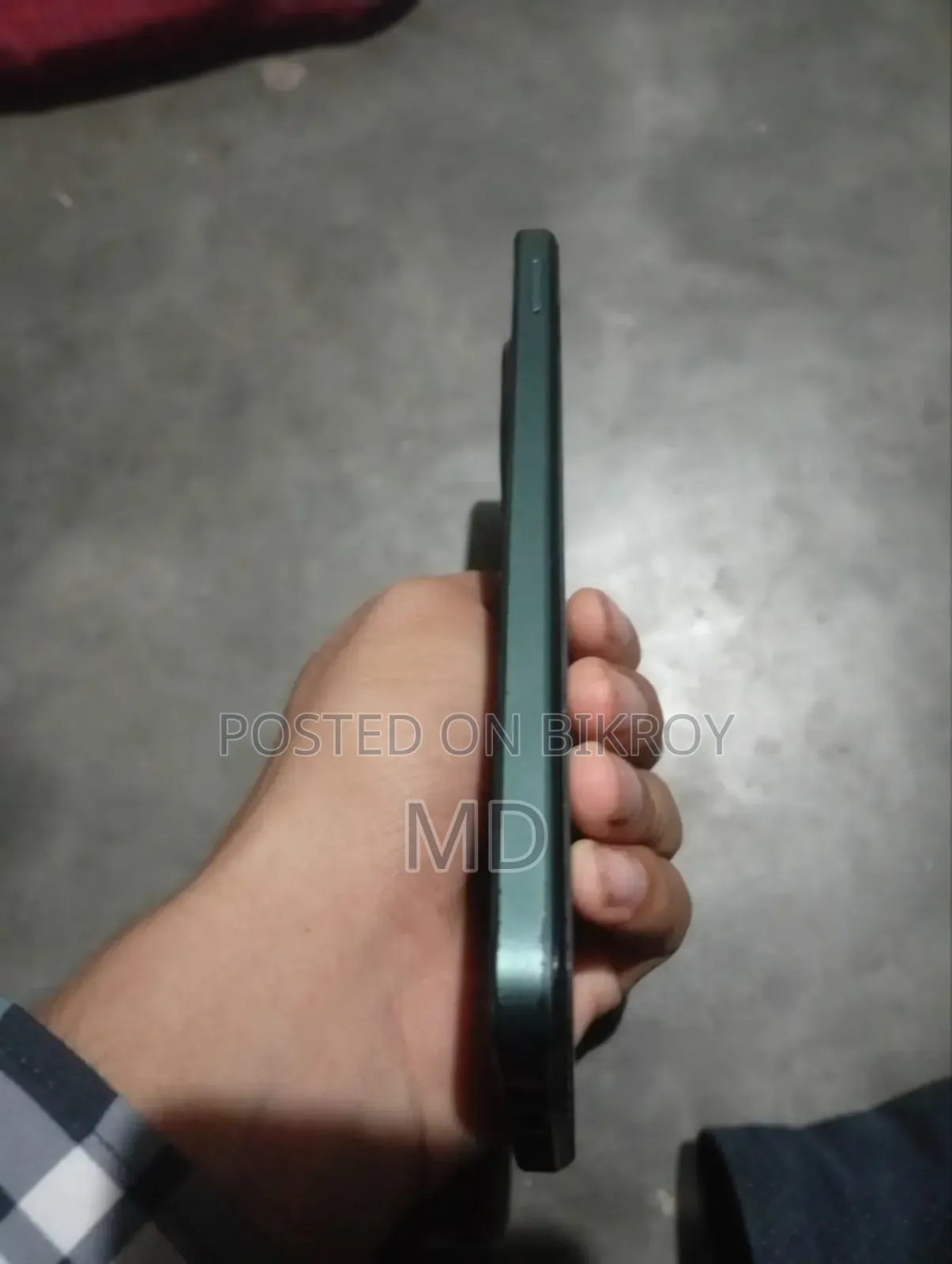 মোবাইল ফোন ১২৮ জিবি