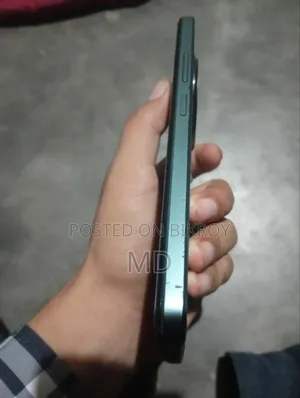 মোবাইল ফোন ১২৮ জিবি