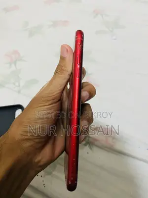 Apple iPhone XR 64 GB Red