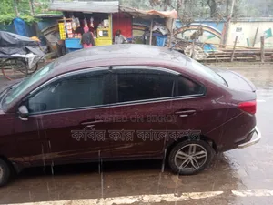 প্রোটন সাগা ২০২২ মেরুন