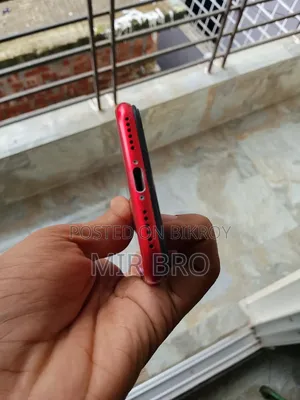 Apple iPhone 8 64 GB Red