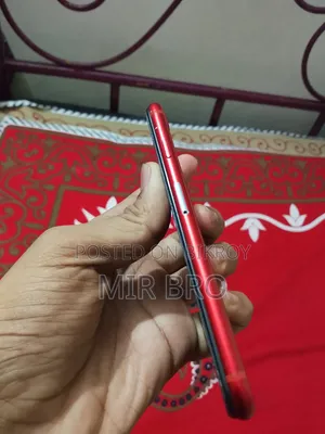 Apple iPhone 8 64 GB Red