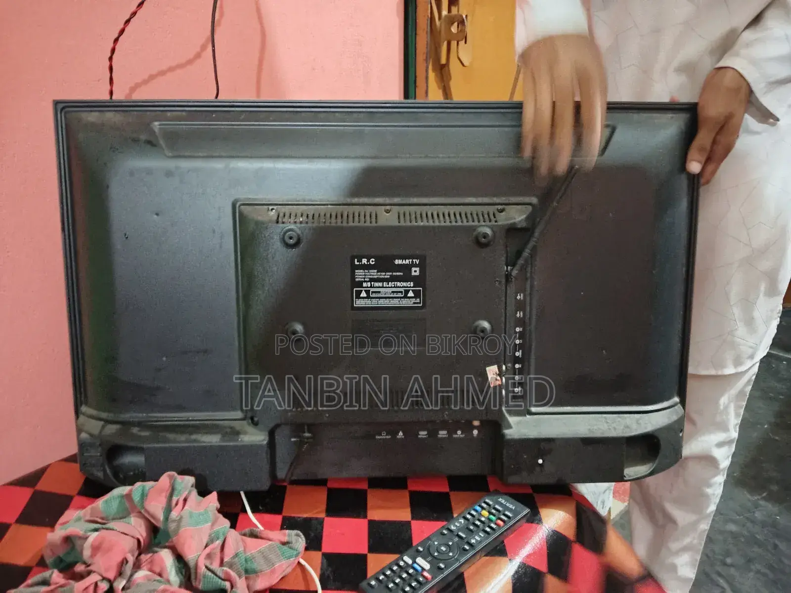 স্মার্ট টিভি সমস্যা ৪০০০ টাকা মাত্র