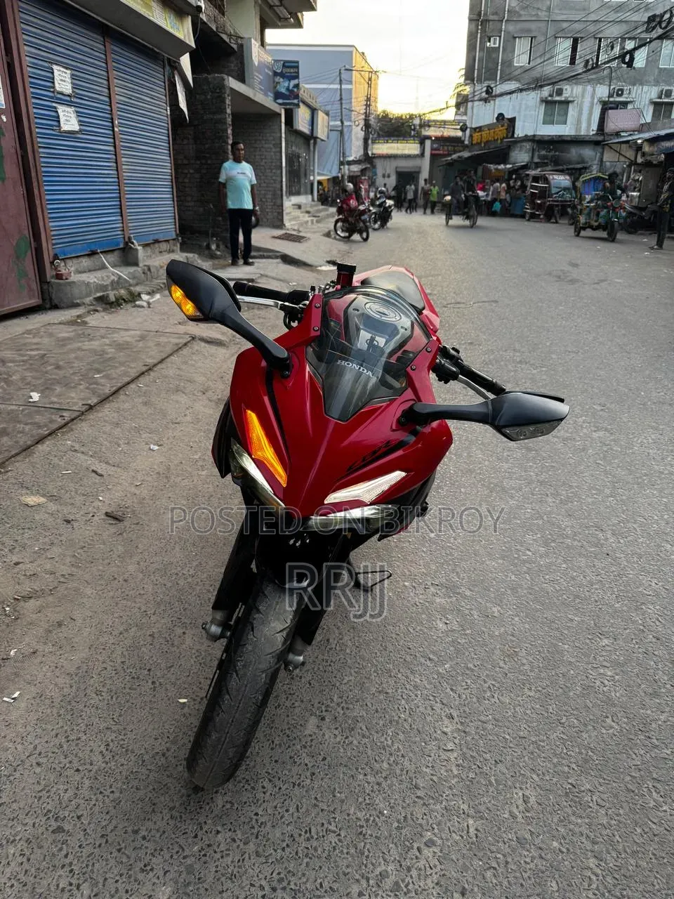 Honda CBR 2022 Red