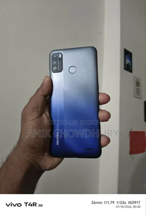 Walton Primo R8 64 GB Blue