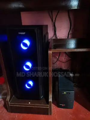 Desktop Computer MSI Nightblade MI3 8th 8GB AMD Ryzen 5 SSD 256GB