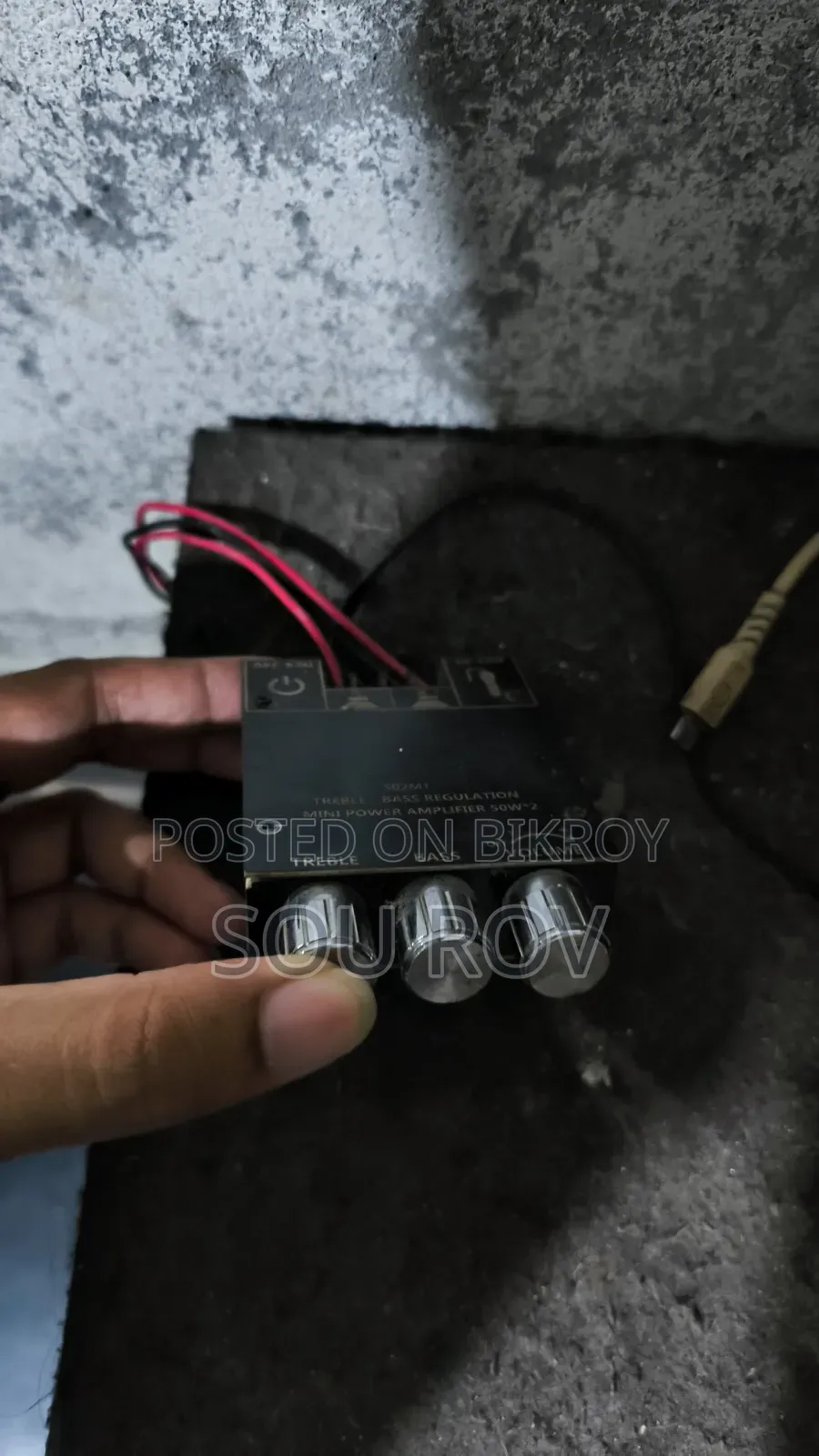 Speaker + amplifier
