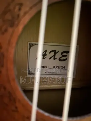 Ukulele 24"