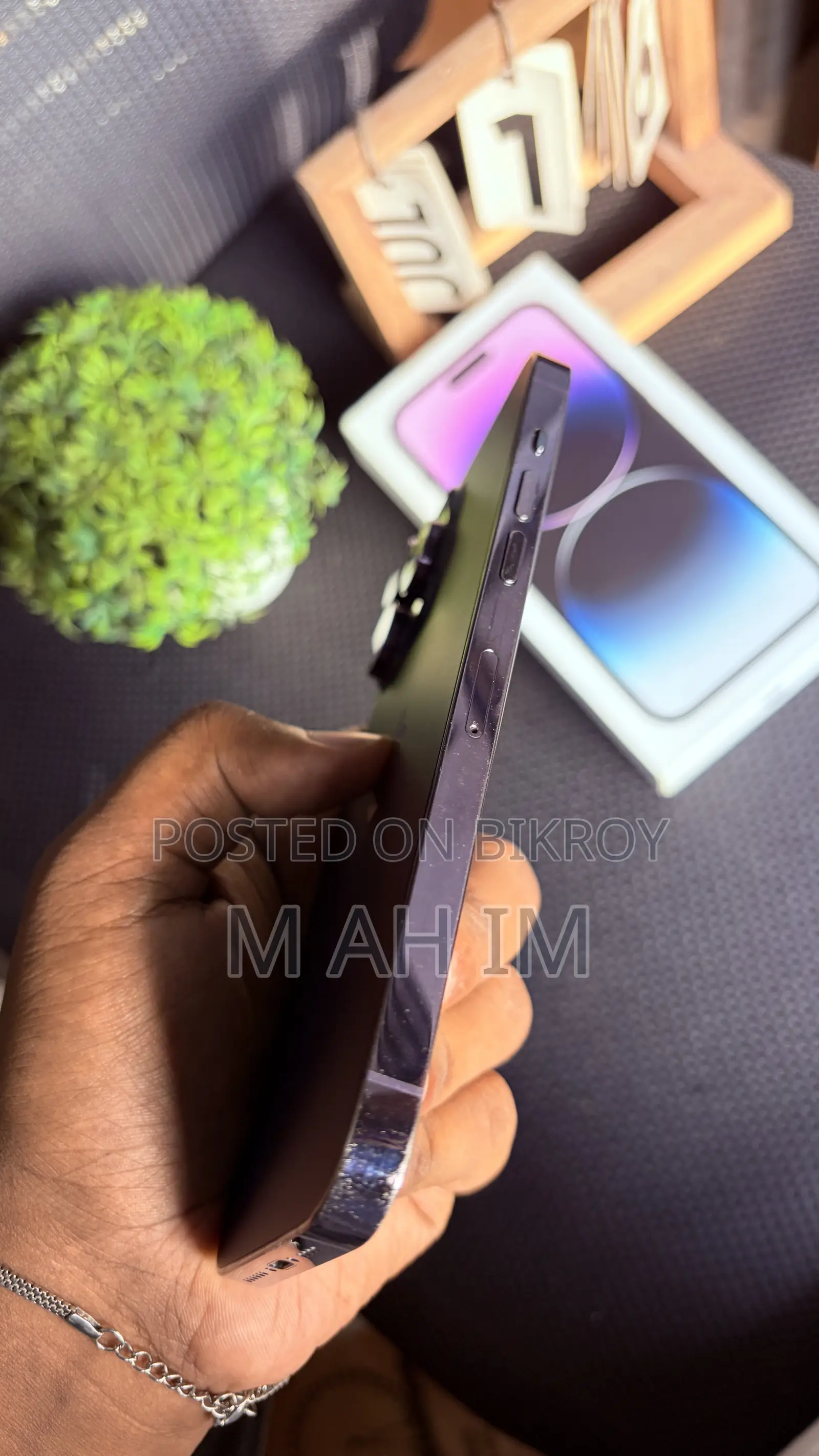 অ্যাপল আইফোন ১৪ প্রো ম্যাক্স ১২৮ জিবি পার্পল