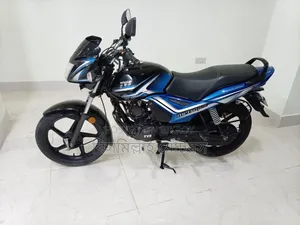 TVS Metro Plus 2022 Blue
