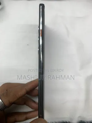 টেকনো ক্যামন ৪০ প্রো ৪জি ২৫৬ জিবি ব্ল্যাক