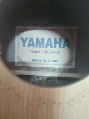 Yahama Uk-24-60 Ukulele