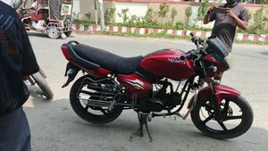 ওয়ালটন ক্রুজ ২০১৬ রেড