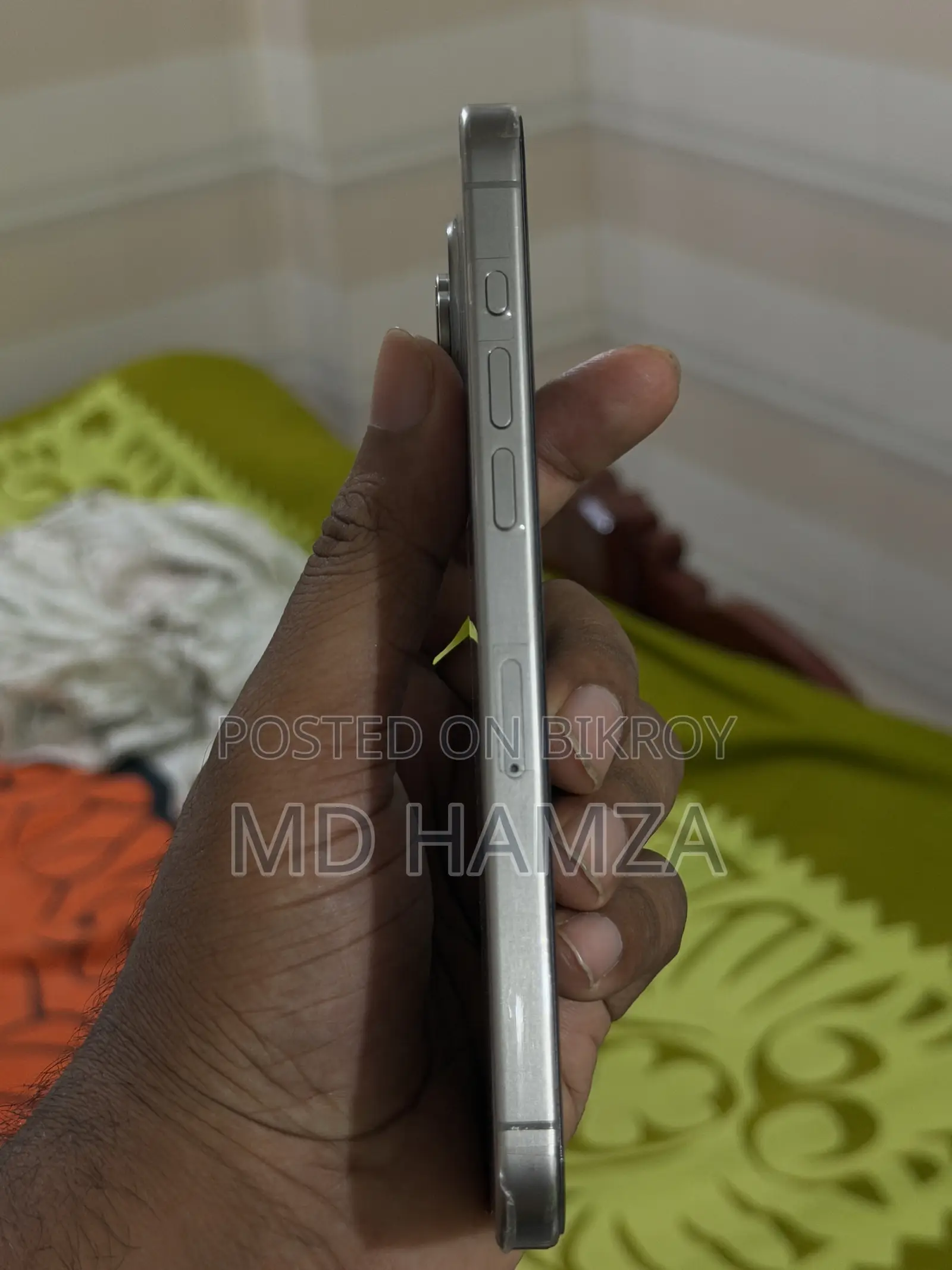 অ্যাপল আইফোন ১৫ প্রো ম্যাক্স ২৫৬ জিবি সিলভার