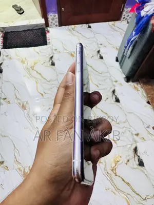 Apple iPhone 11 Pro Max 64 GB White