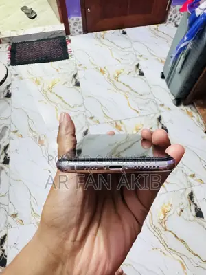 Apple iPhone 11 Pro Max 64 GB White
