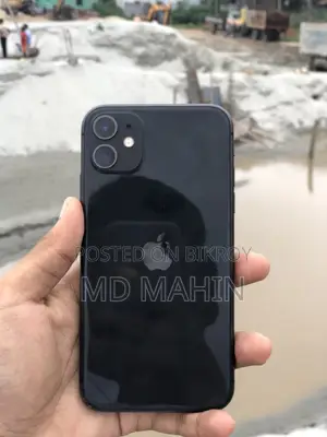 Apple iPhone 11 64 GB Black