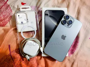 New Apple iPhone 16 Pro Max 256 GB Silver
