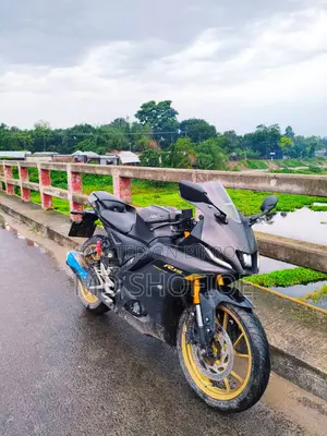Yamaha R15 2023 Black