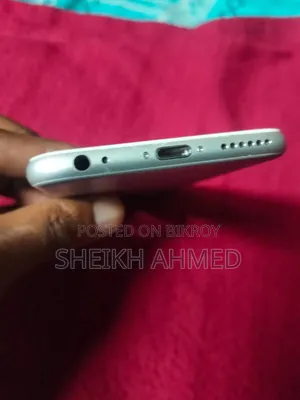 Apple iPhone 6s 64 GB Silver
