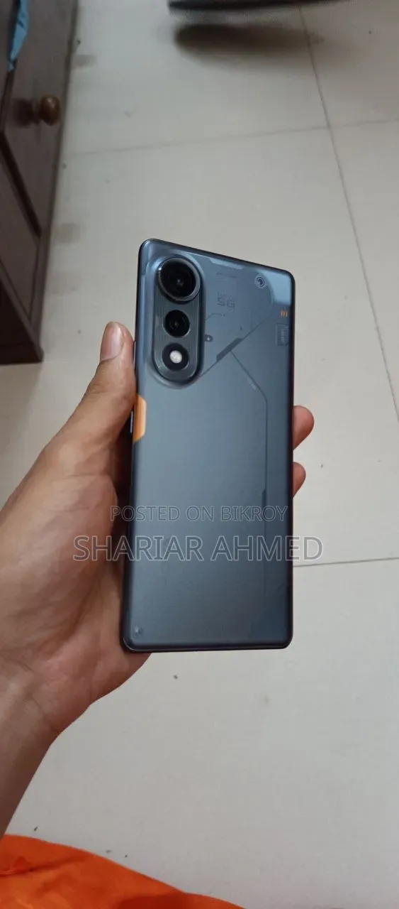 Tecno Pova Curve 256 GB Black