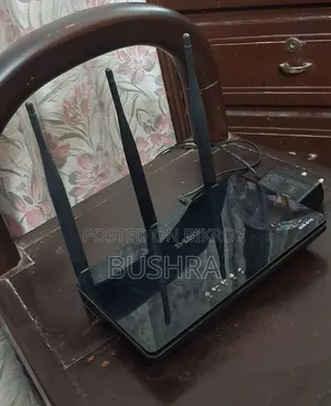 ডি-লিংক ডিআইআর-৮১৬ রাউটার; ৩ অ্যান্টেনা; ডুয়াল ব্যান্ড রাউটার