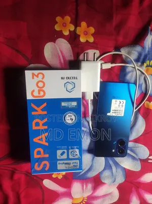 Tecno 64 GB Blue