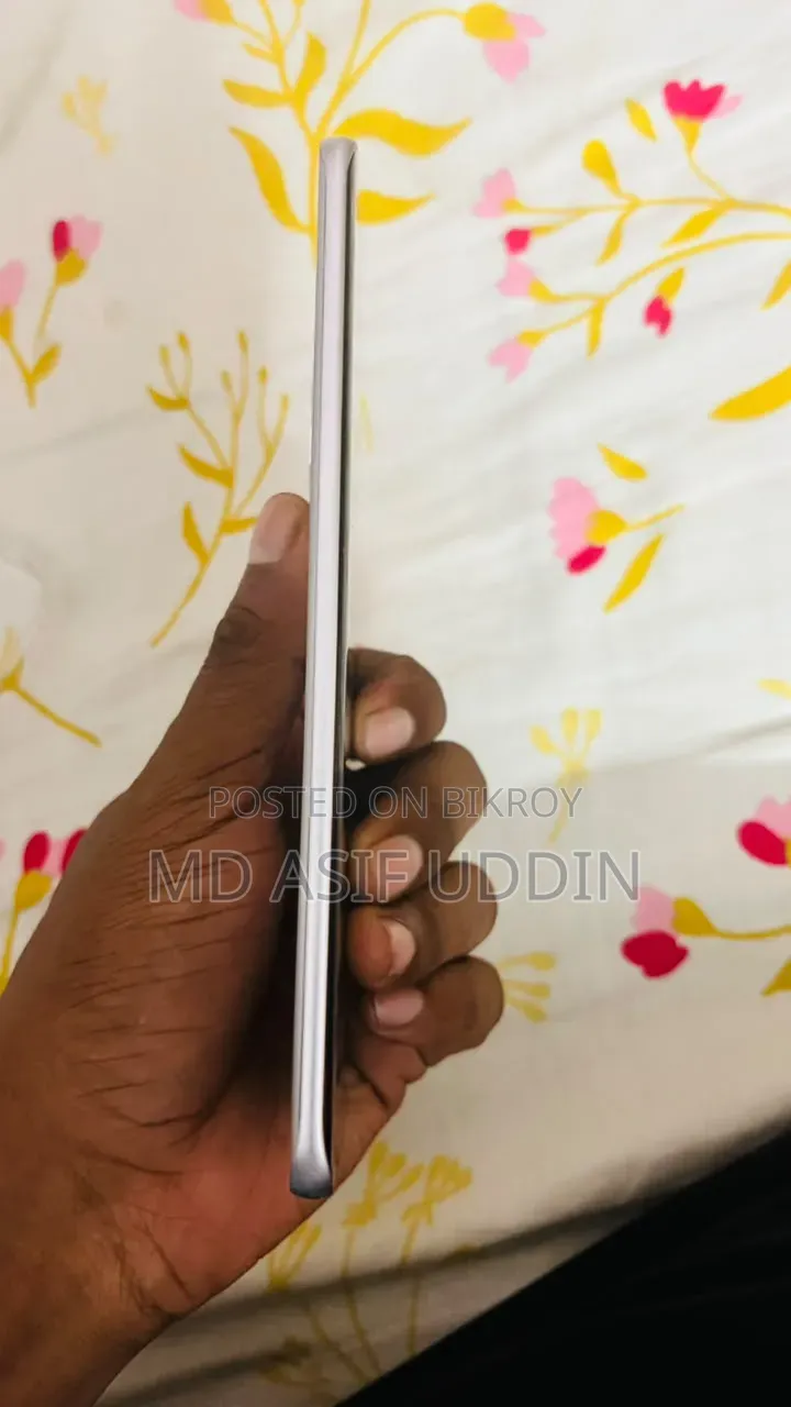 New Infinix Hot 60 Pro+ 128 GB Silver