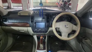 Nissan Bluebird 2008 White