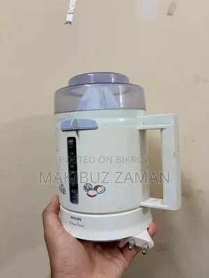 Combo- Sandwich Maker, Brand: Cello. Citrus Juicer, Brand: Phillips.