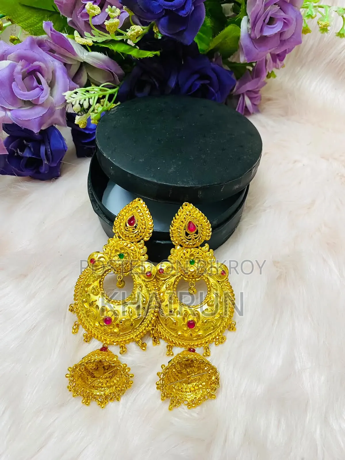 ঝুমকাসহ বড় সাইজের কানের দুল