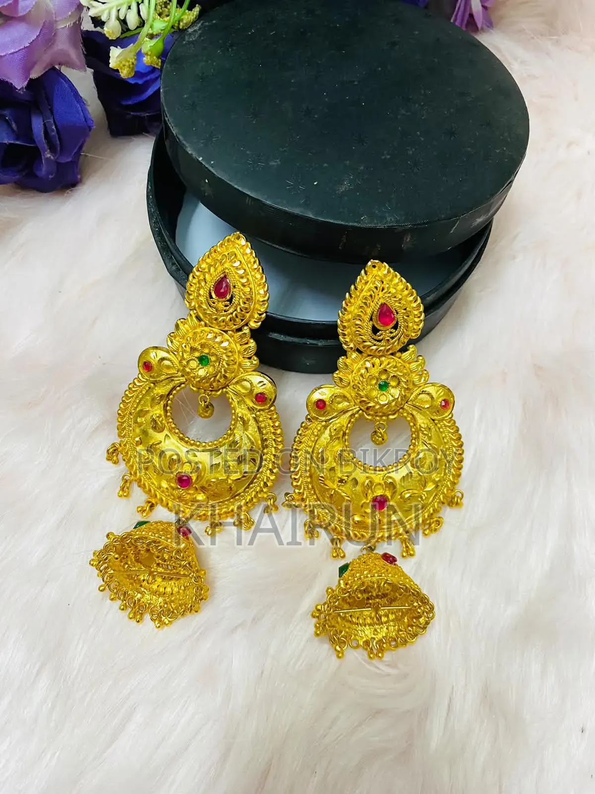 ঝুমকাসহ বড় সাইজের কানের দুল