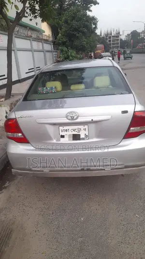 Toyota Axio 2011 Silver
