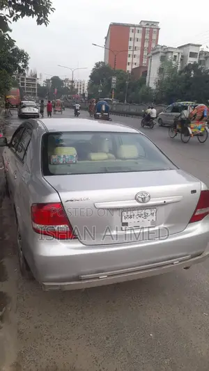 Toyota Axio 2011 Silver