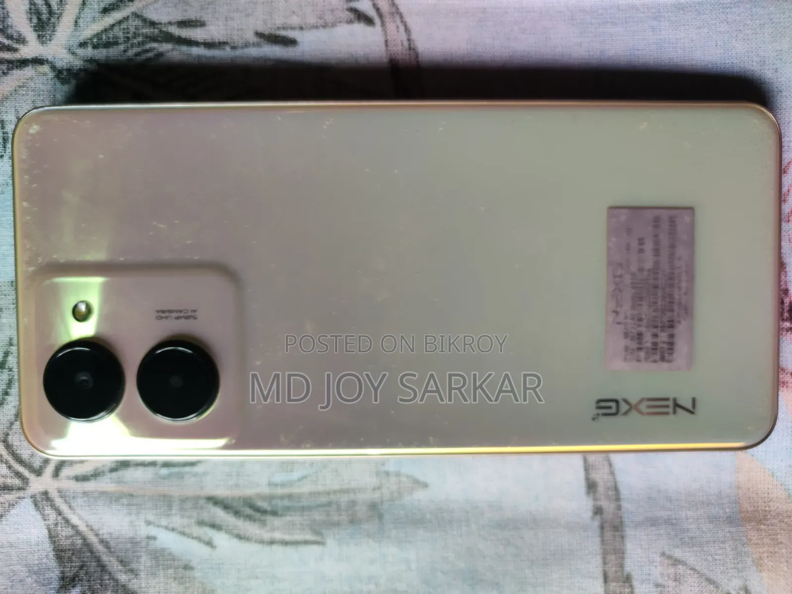 Walton 128 GB Gold