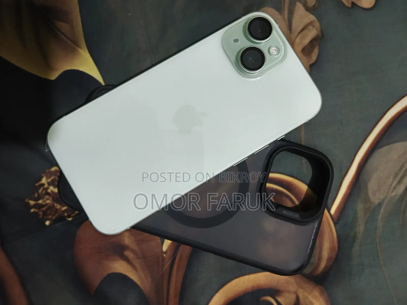 Apple iPhone 15 128 GB Green