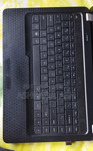 Laptop HP Compaq Presario CQ42 4GB Intel Core I3 SSHD+SSD 320GB