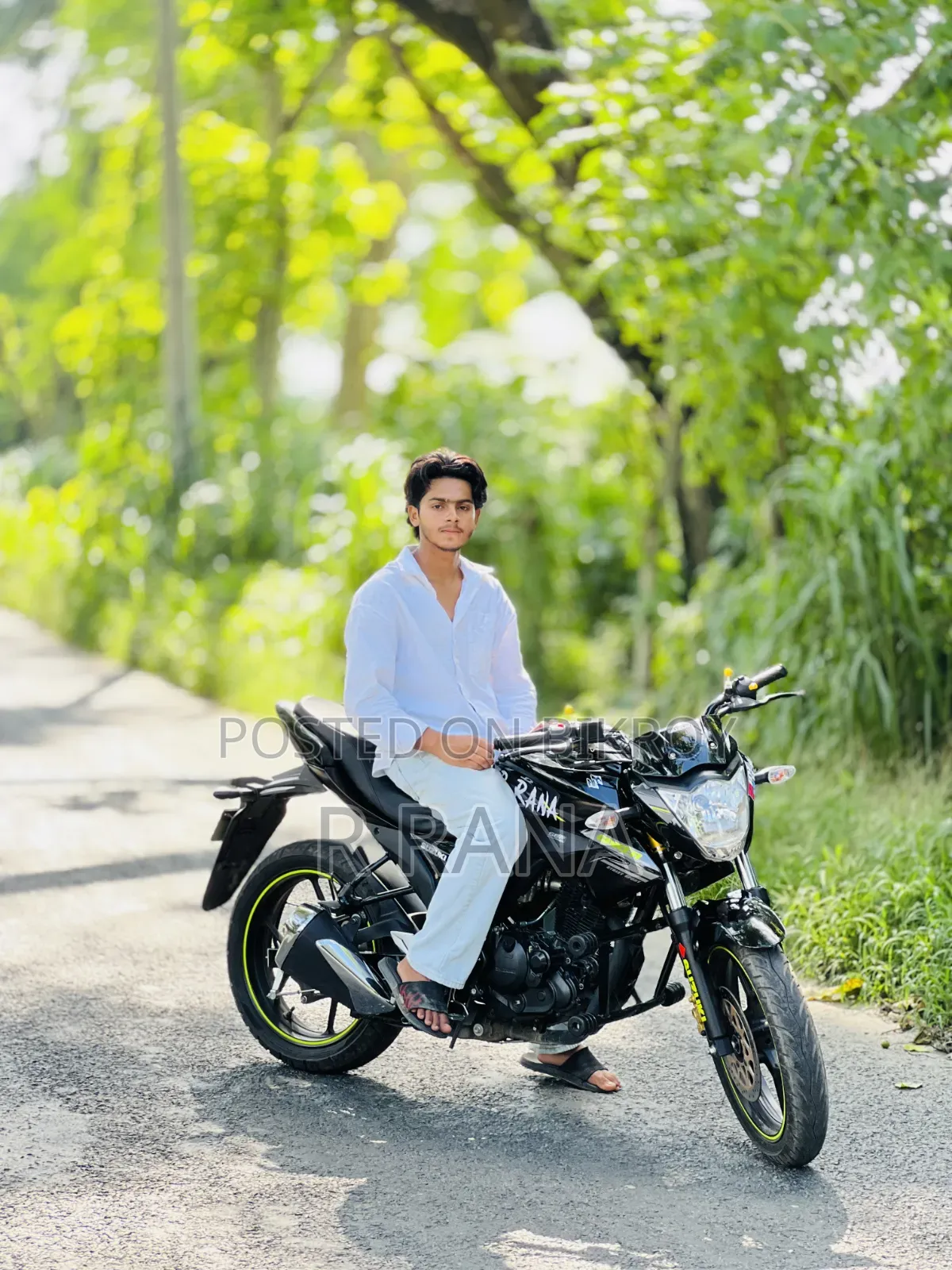 Suzuki Gixxer Monotone 2026 Black